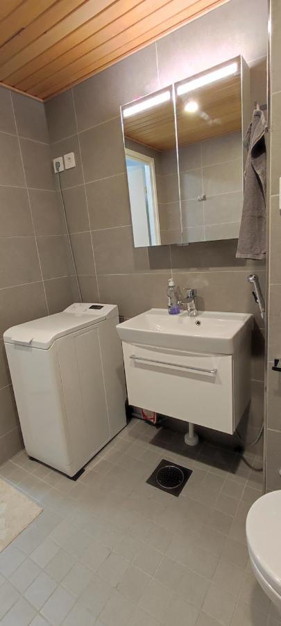 Appartement Ruby Studio 5Min To Vantaa Airport And 20Min To Helsinki Center Extérieur photo